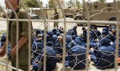 تقرير: السجون الإسرائيلية مسالخ للموت والأسرى يحتجون على “العقاب الجماعي”