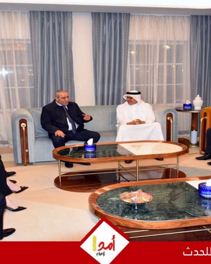 الشيخ يجري جلسة تشاورية مع وزير خارجية البحرين