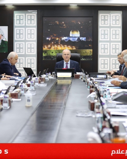 الحكومة الفلسطينية تطالب بضغط دولي أكبر لإدخال البيوت المتنقلة ومستلزمات الإيواء لقطاع غزة