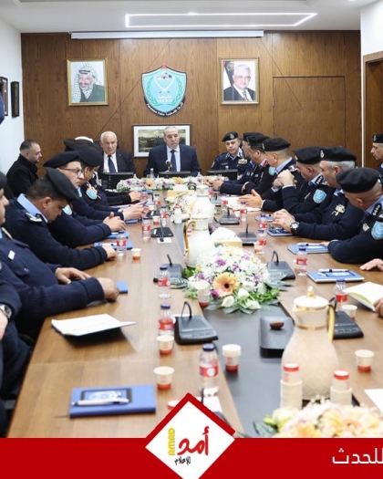 حسين الشيخ من مقر الشرطة: كرامة المواطن خط أحمر وتعزيز السلم الأهلي أولويتنا