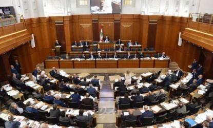 وسط انقسام سياسي..لبنان: مجلس النواب يجدد الثقة بحكومة سلام بـ68 صوتاً 